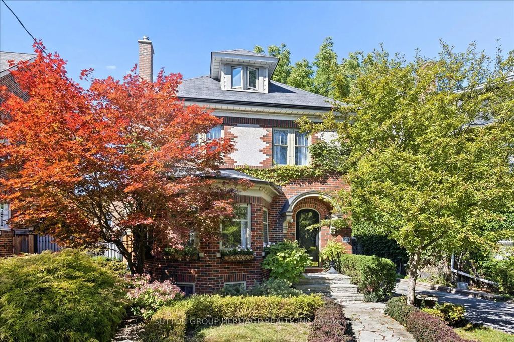 46 Connaught Street, Oshawa