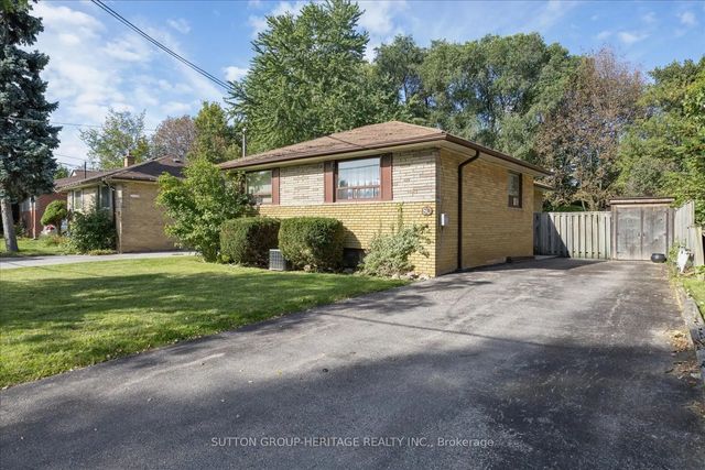 80 Applefield Drive, Toronto E09