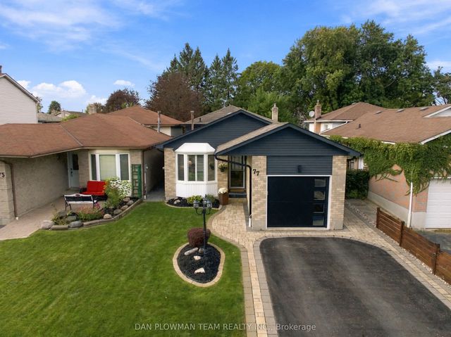 77 Hialeah Crescent, Whitby