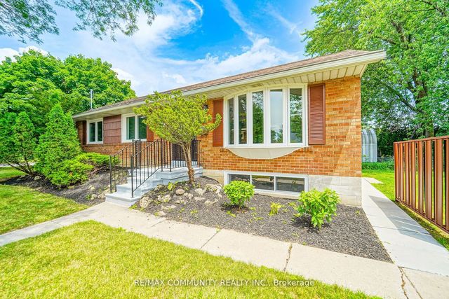 43 Christina Crescent Main, Toronto E04