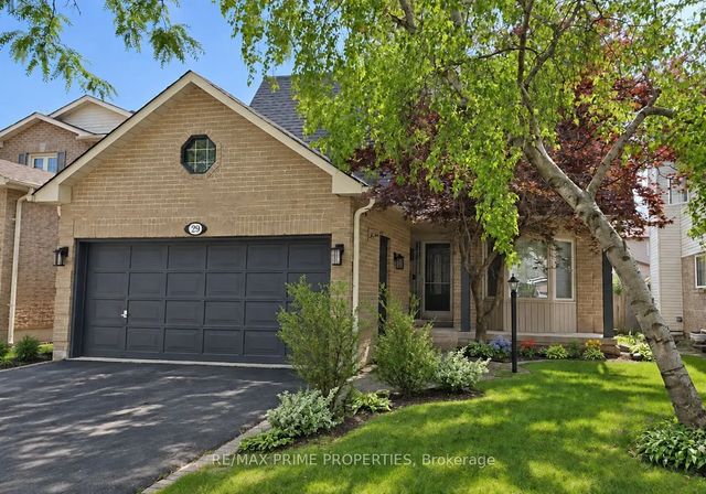 29 Redmond Drive, Ajax