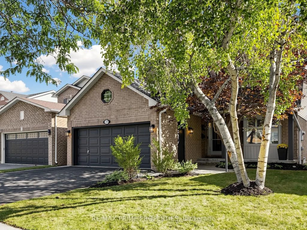 29 Redmond Drive, Ajax