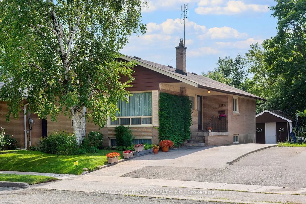 887 Brimorton Drive, Toronto E09