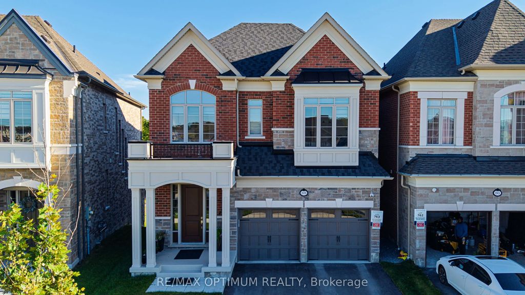 88 Pheasant Ridge Drive, Whitby