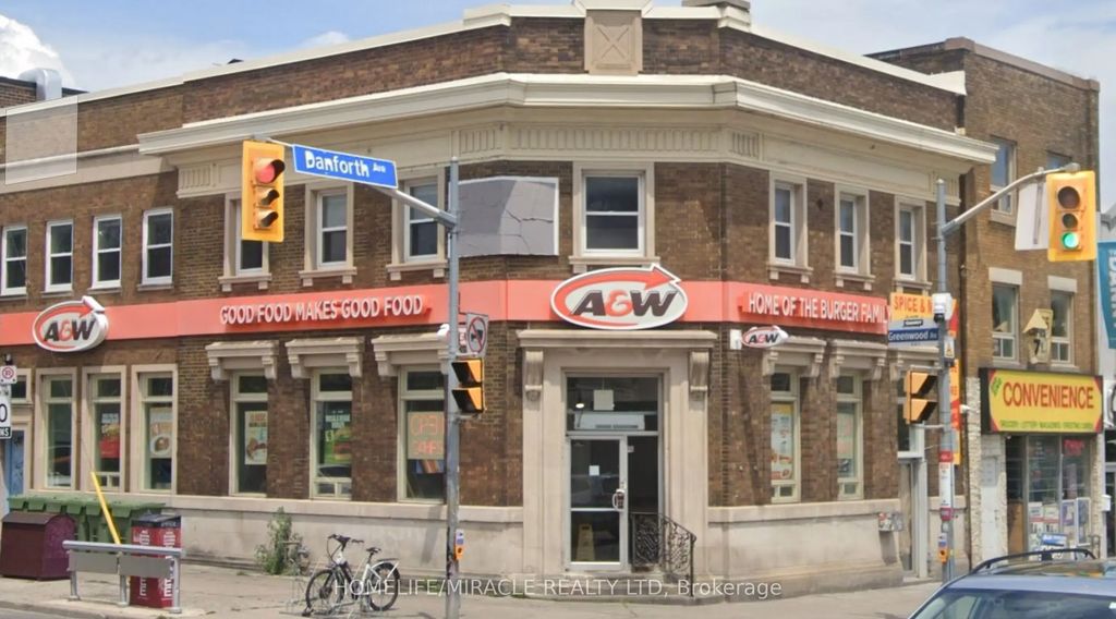 1190 Danforth Avenue, Toronto E03