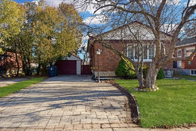 87 Vauxhall Drive, Toronto E04
