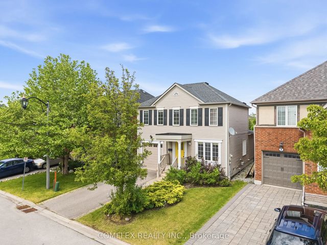 2 Armitage Crescent, Ajax