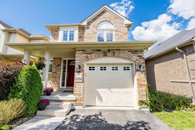 1352 Wadebridge Crescent, Oshawa