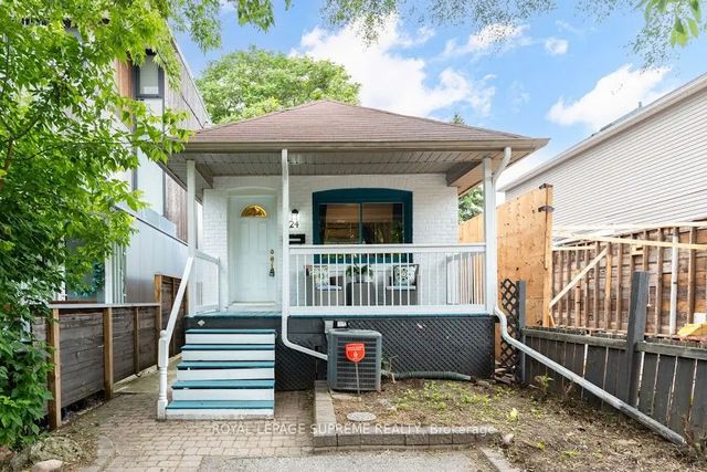 24 Wiley Avenue, Toronto E03