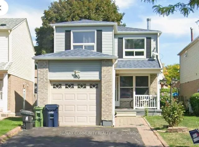 56 Overlord Crescent Upper, Toronto E11