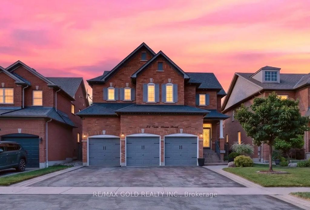 94 Twin Streams Road, Whitby