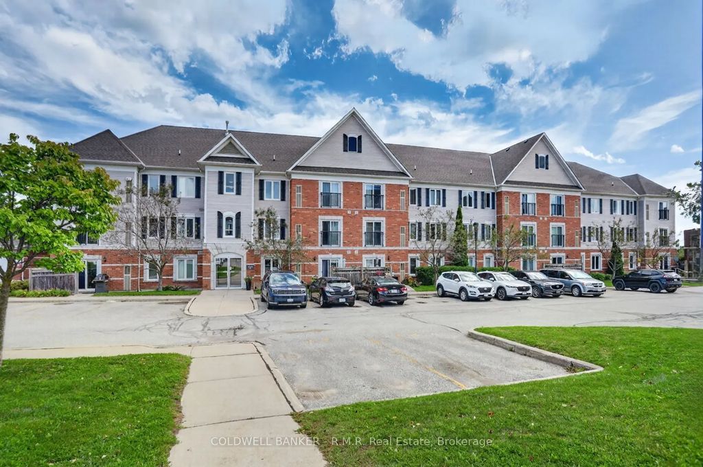 106 Aspen Springs Drive 210, Clarington