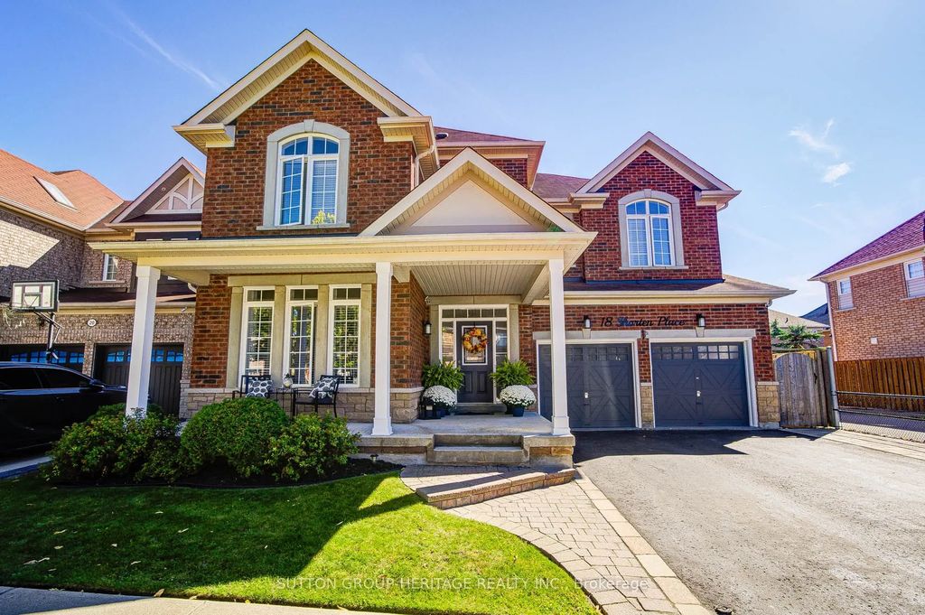 18 Shorten Place, Ajax