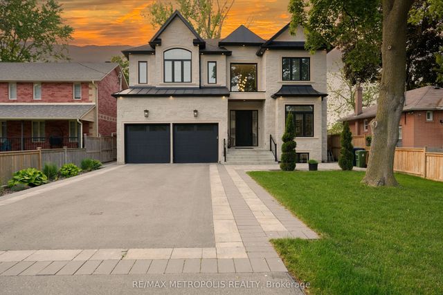 34 Euclid Avenue Bsmt, Toronto E10