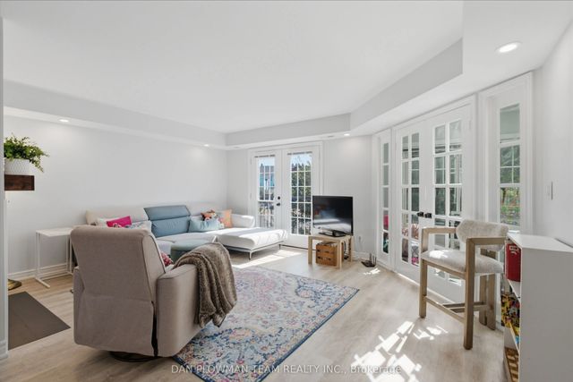 1661 Nash Road H11 - 76, Clarington