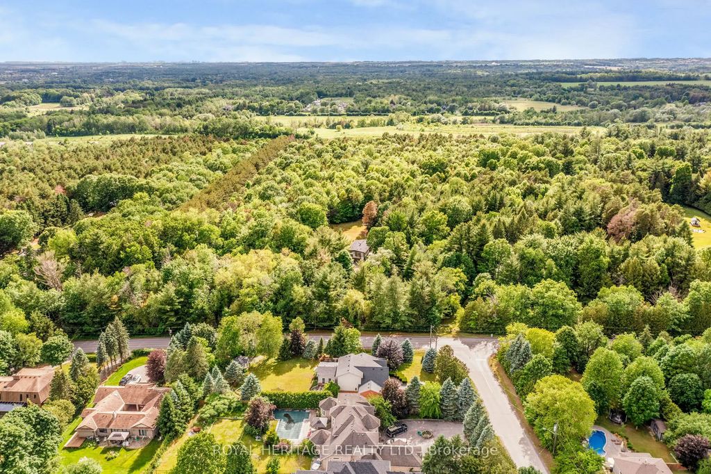 5260 Coronation Road, Whitby