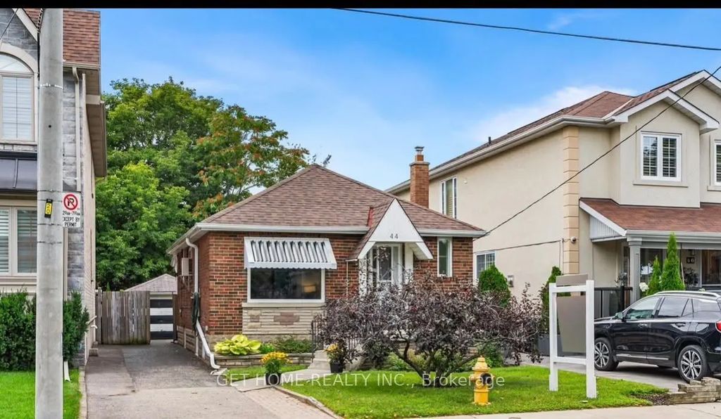 44 St Hubert Avenue Basement, Toronto E03