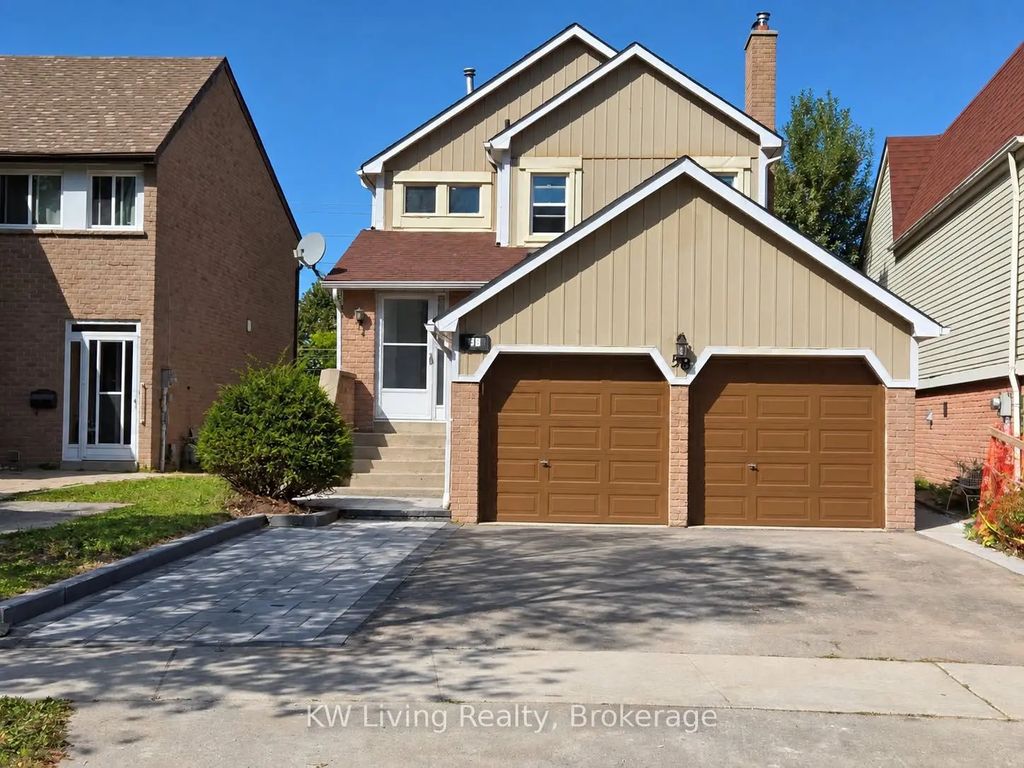 58 Roughfield Crescent Main, Toronto E07