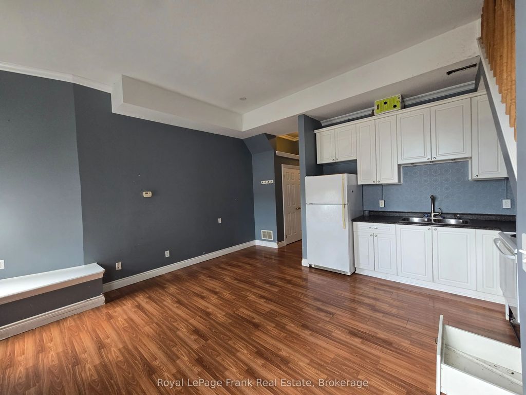 54 King Street E 207, Clarington