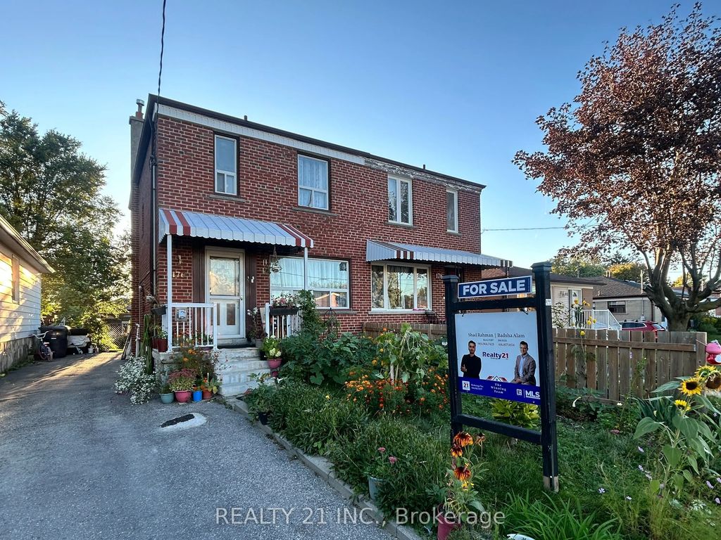 176 Linden Avenue, Toronto E04