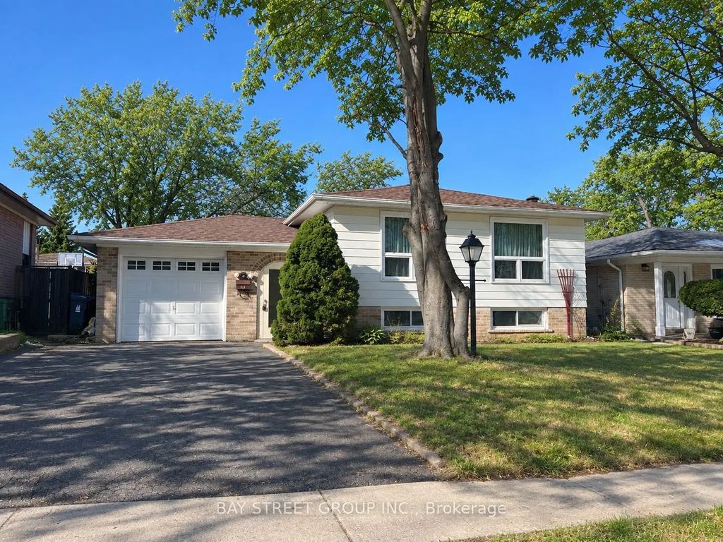 22 Wardencourt Drive Bsmt, Toronto E05