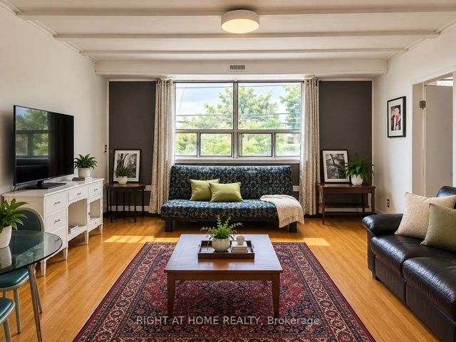 2849 Kingston Road 1, Toronto E08