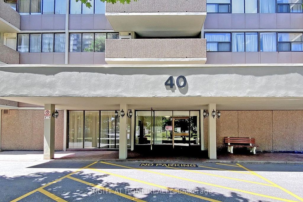 40 Bay Mills Boulevard 1002, Toronto E05