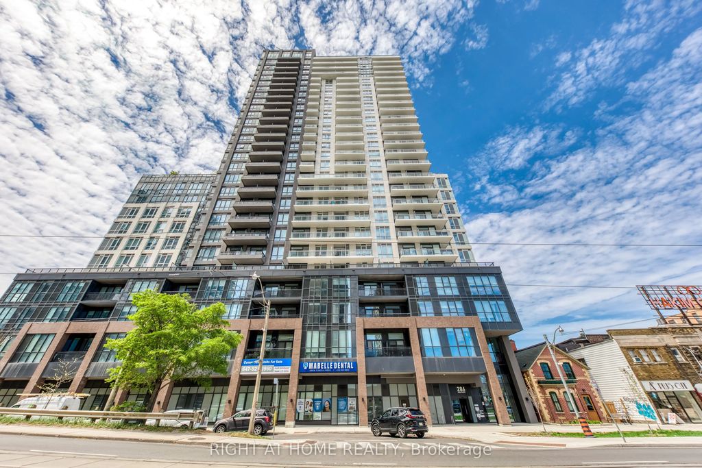286 Main Street 619, Toronto E02