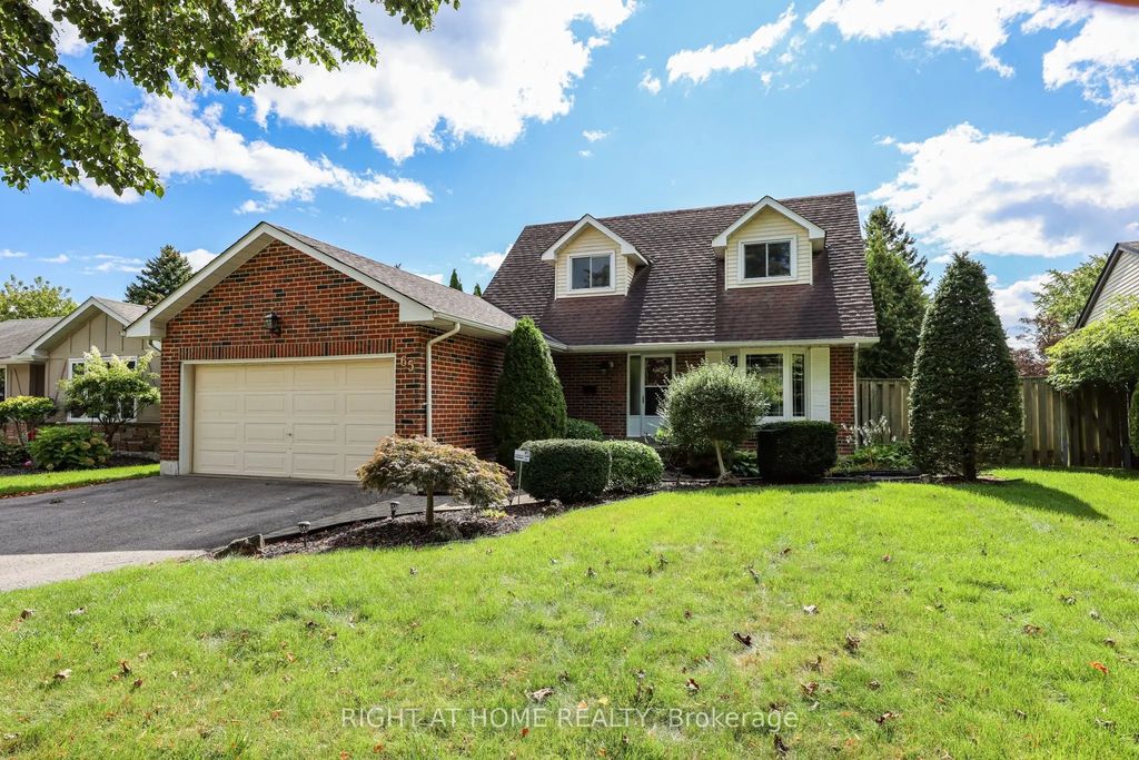 65 Anstead Crescent, Ajax