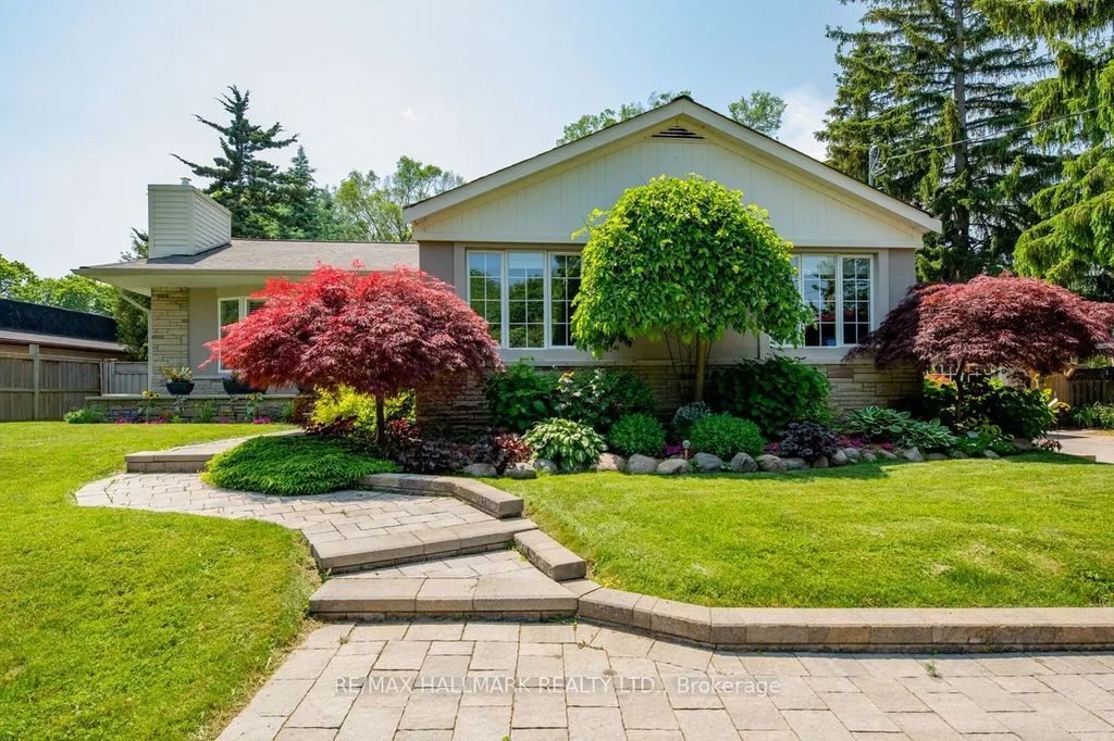 12 Guildcrest Drive, Toronto E08