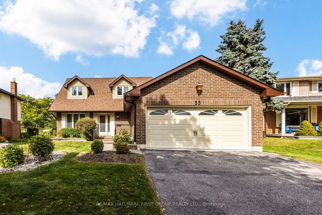 33 Anstead Crescent, Ajax