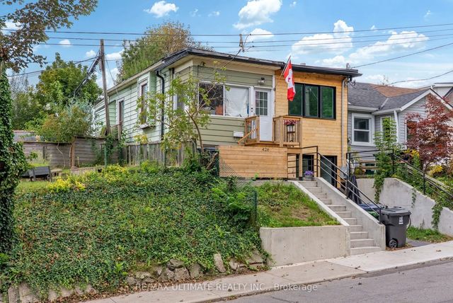 426 Woodfield Road, Toronto E01