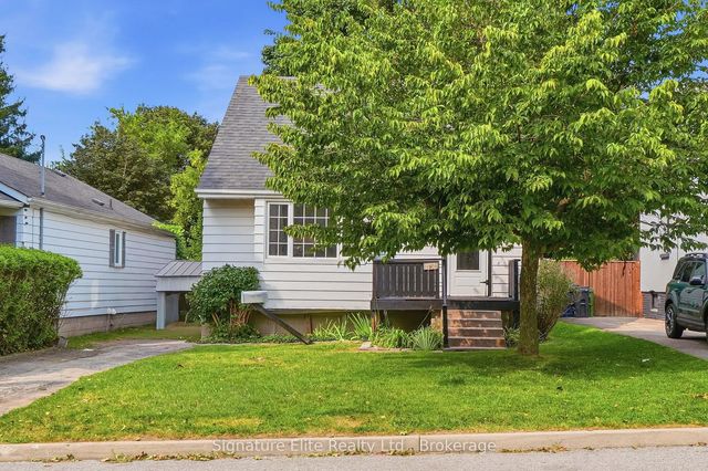76 Harewood Avenue, Toronto E08