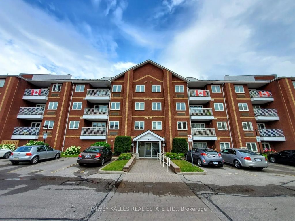 189 Lake Driveway Drive W 402, Ajax