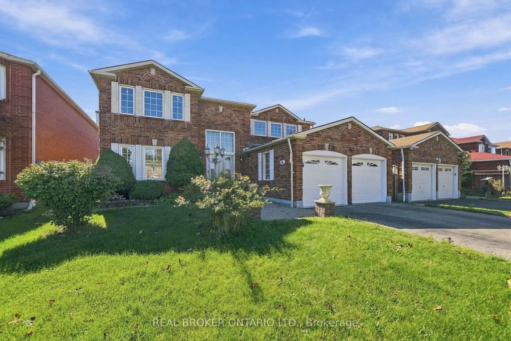 61 Bluenose Crescent, Toronto E10