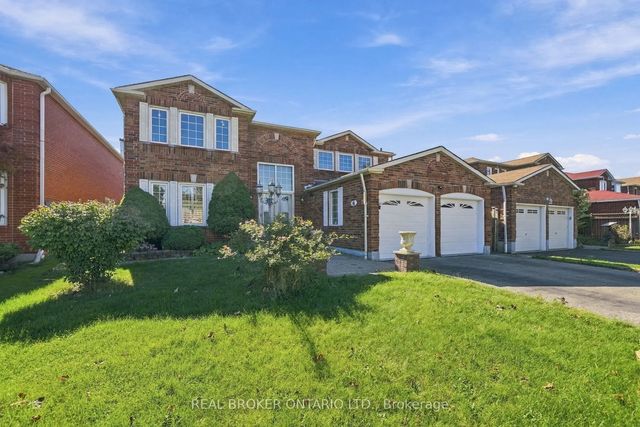 61 Bluenose Crescent, Toronto E10