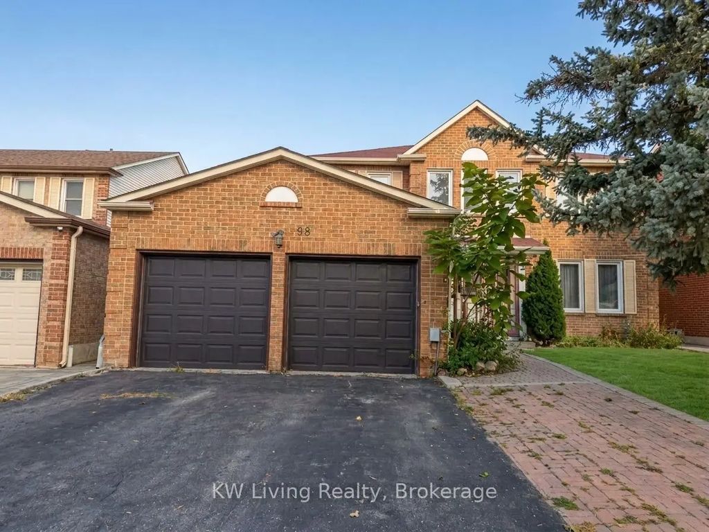 98 Canongate Trail, Toronto E05