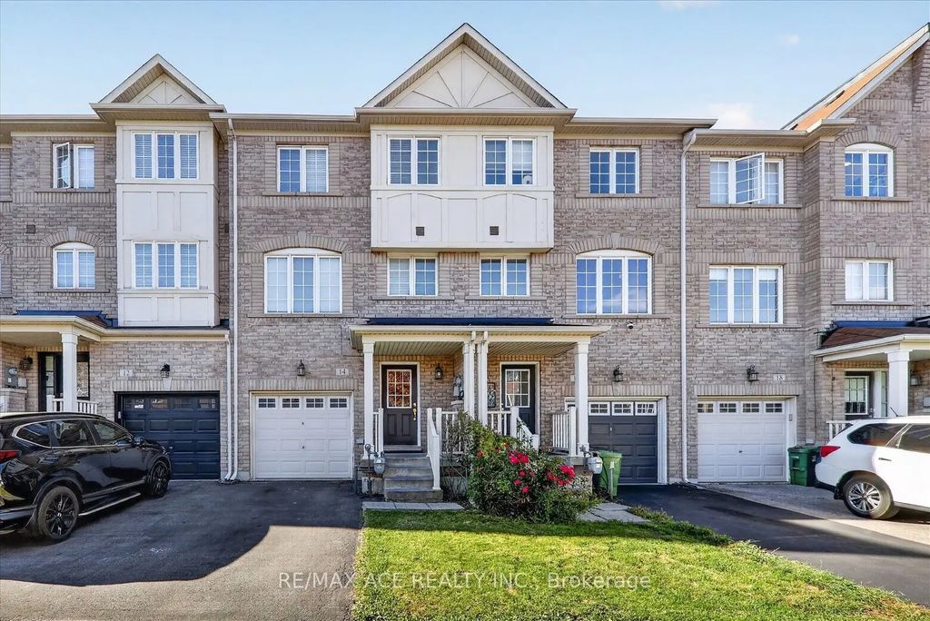 14 Pilkington Drive, Toronto E04