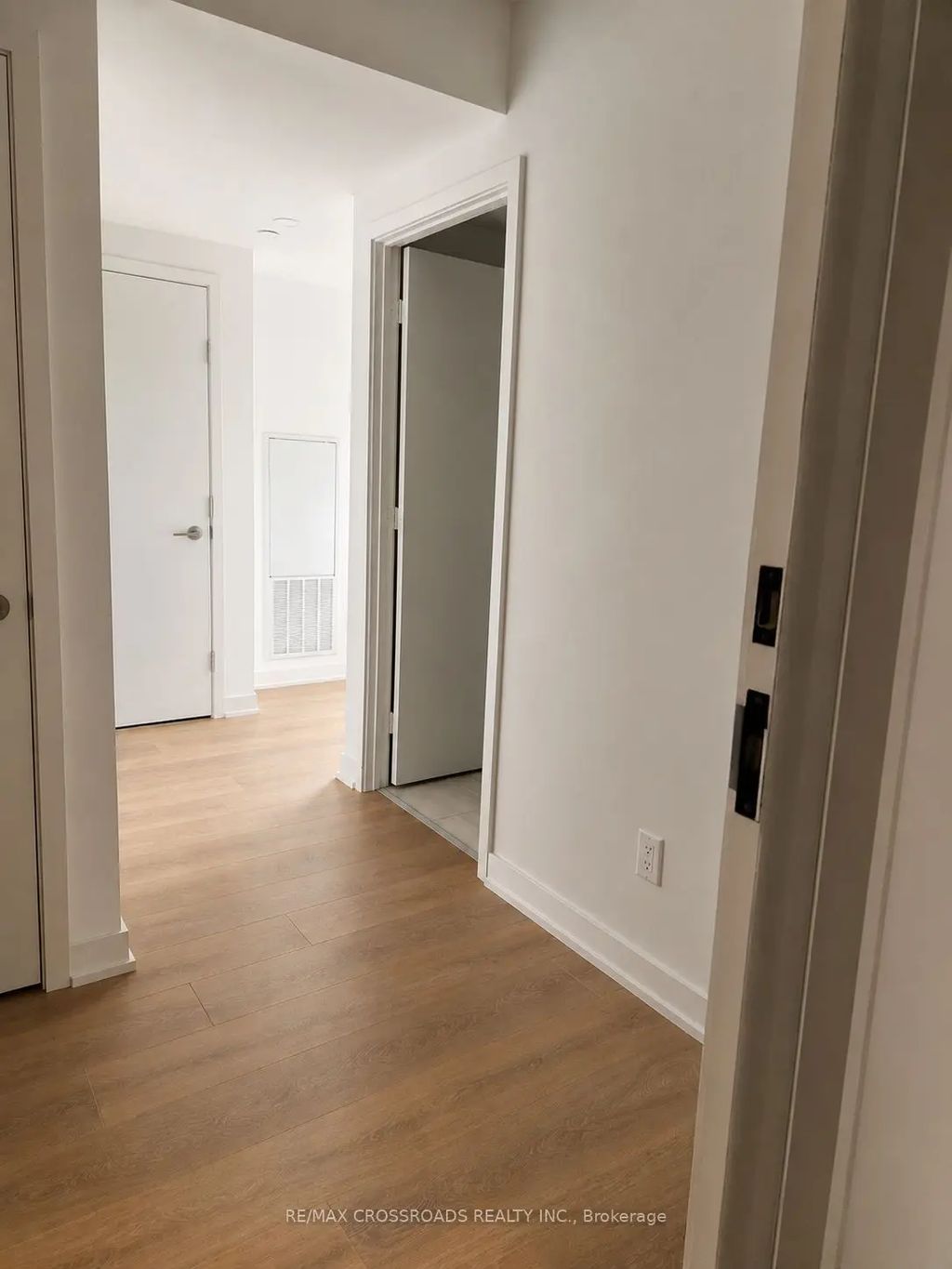 2031 Kennedy Road 1018, Toronto E07