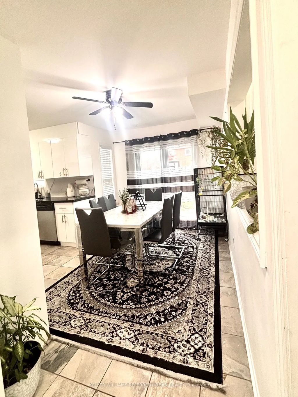 24 Holmes Crescent, Ajax