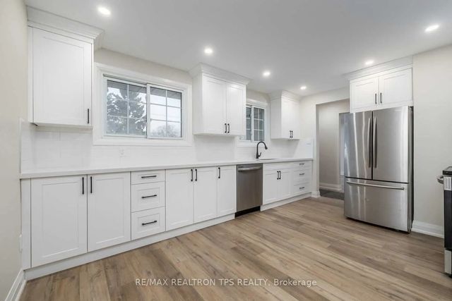 634 Athol Street E, Oshawa