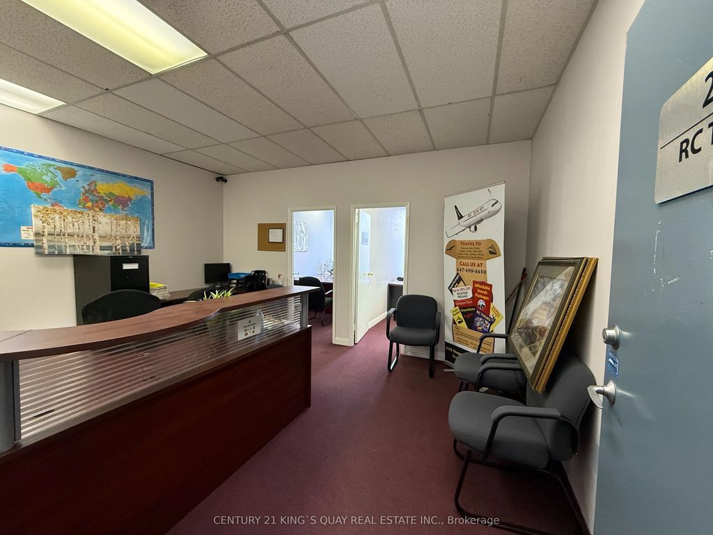 3459 Sheppard Avenue E 207, Toronto E05
