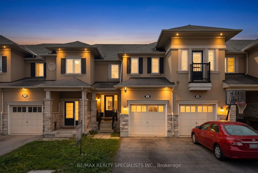 7 Stotts Terrace, Toronto E10