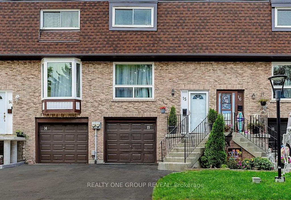 222 Pearson Street 15, Oshawa