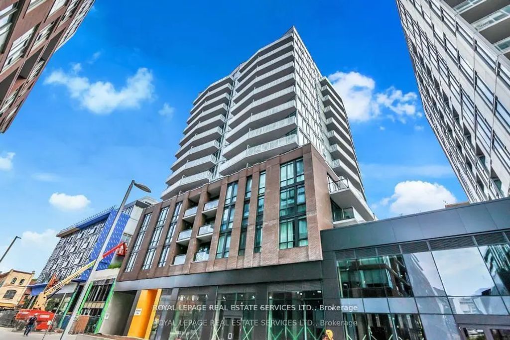 45 Baseball Place 1310, Toronto E01