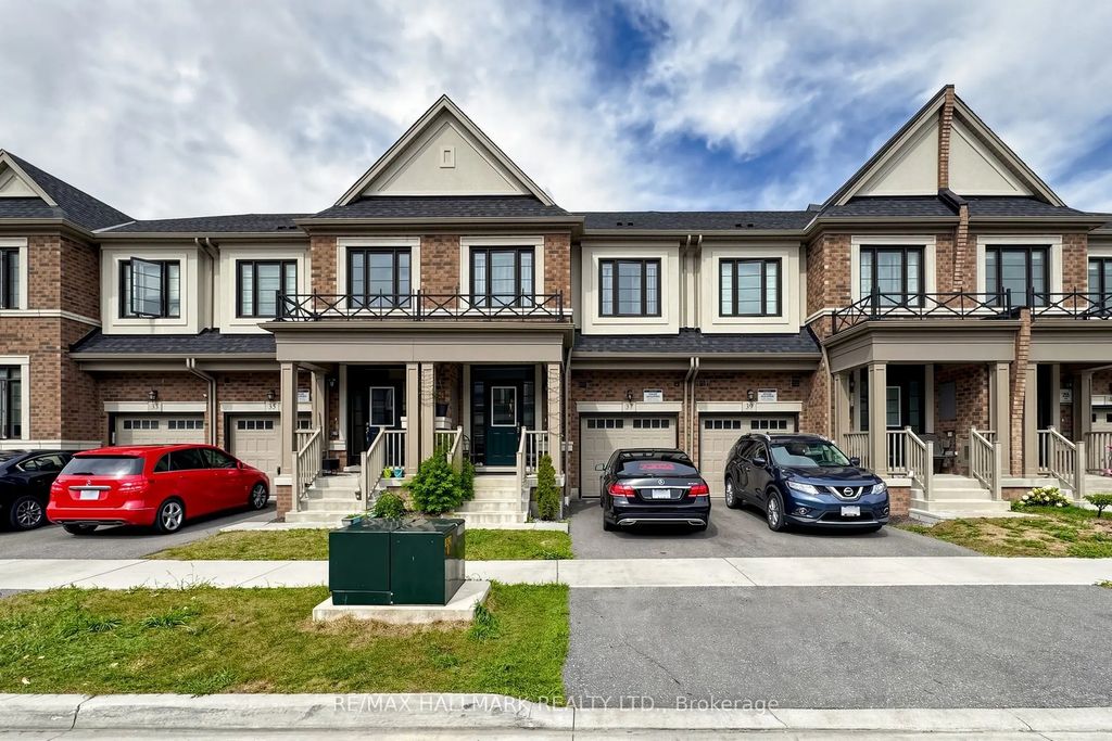 37 Velvet Drive, Whitby
