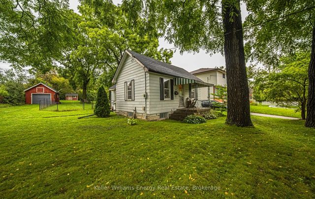 220 Thomas Street, Oshawa
