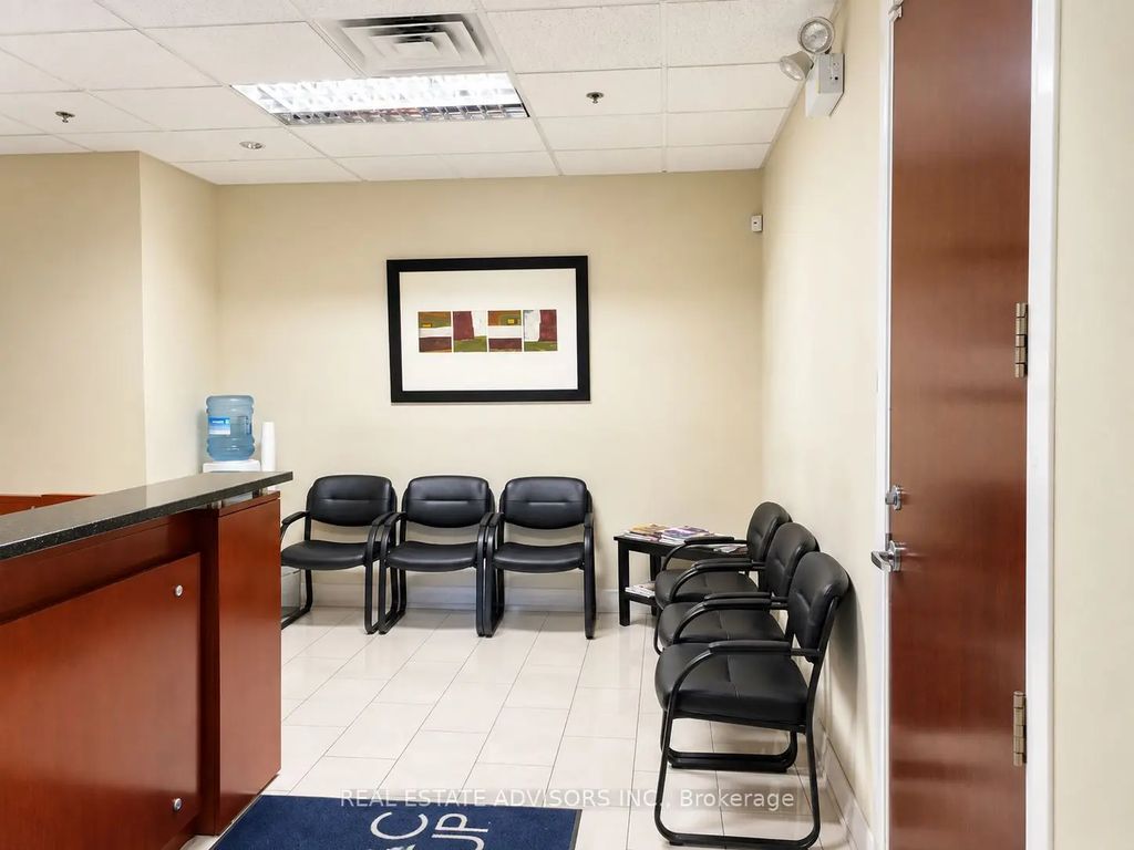 1585 Markham Road 409, Toronto E11