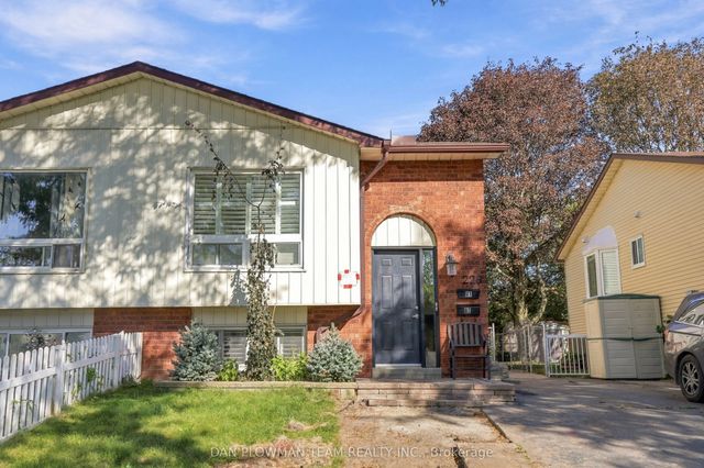 228 Medina Court, Oshawa