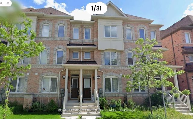 19 De Jong Street Upper, Toronto E04